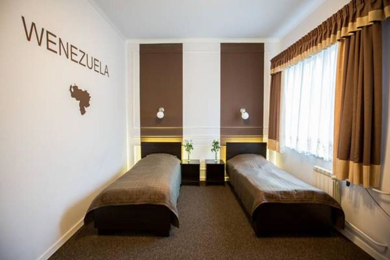 Отель Hotel Granada Острув-Велькопольски-33